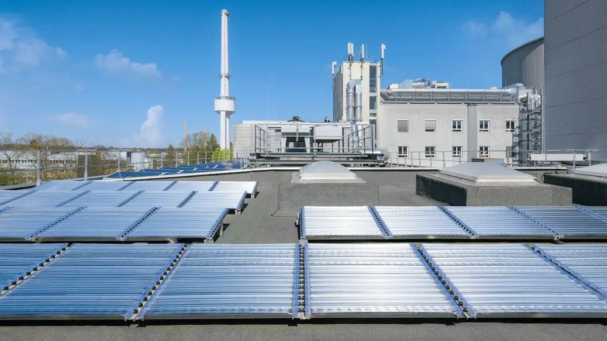 grüner Wasserstoff ohne Strom Photoreaktorpaneel