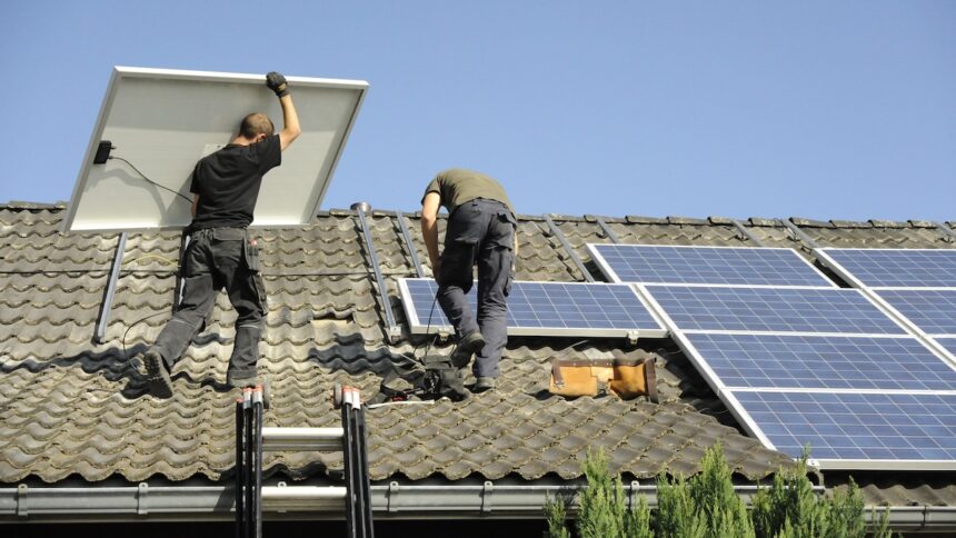 Energy Sharing Solarstrom mit Nachbarn teilen verkaufen verschenken