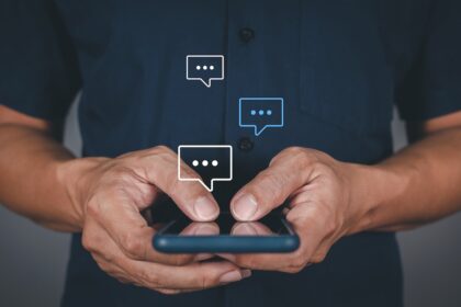 Support Service Chatbots beleidigen wütend Weißglut KI Künstliche Intelligenz Beleidigung