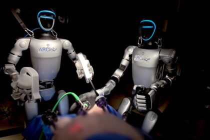 humanoide Roboter OP Operation
