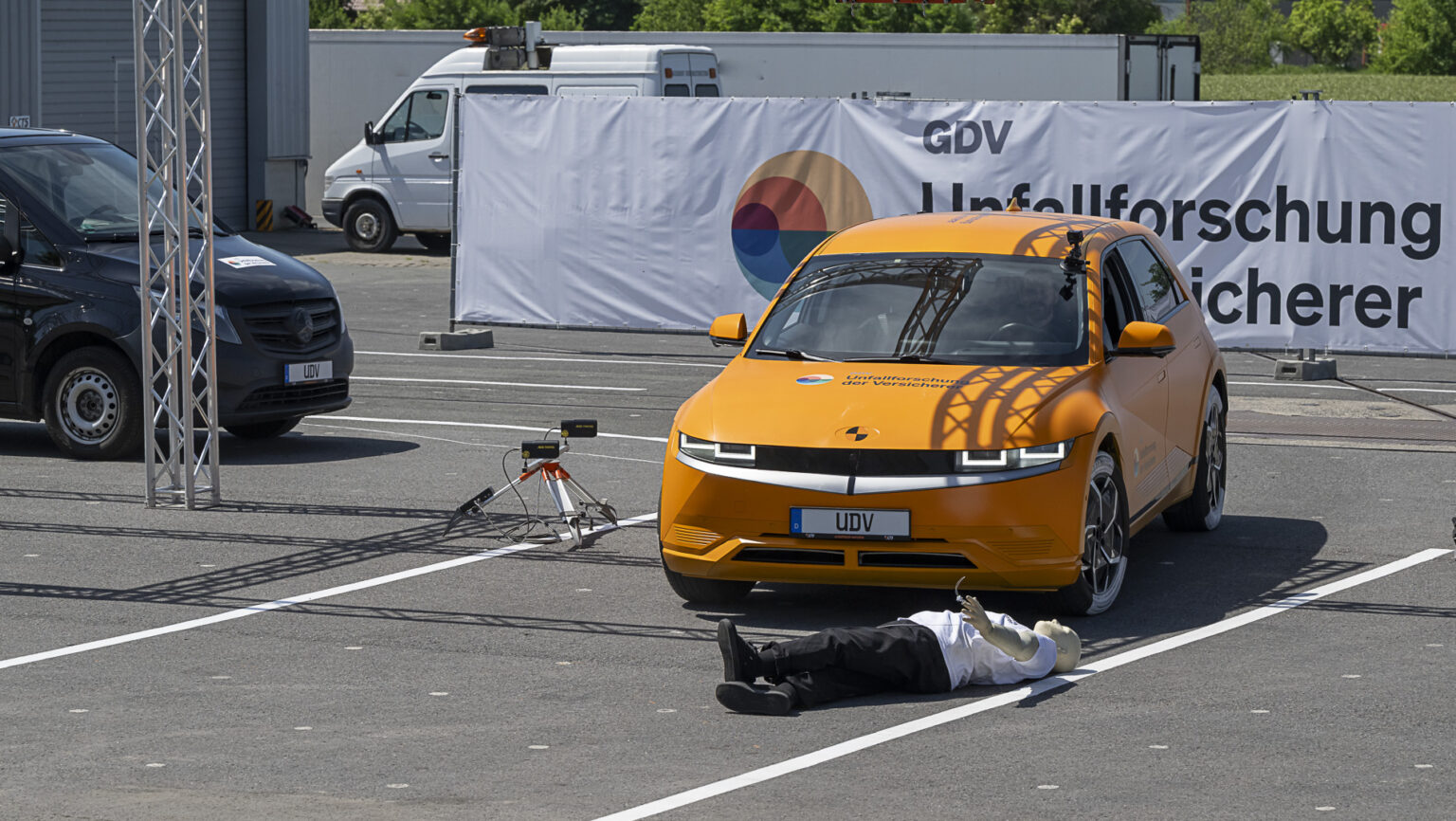 E-Autos Elektroautos Crash Test Unfall