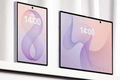 Das Samsung Galaxy Z Fold8 zugeklappt und aufgefaltet.