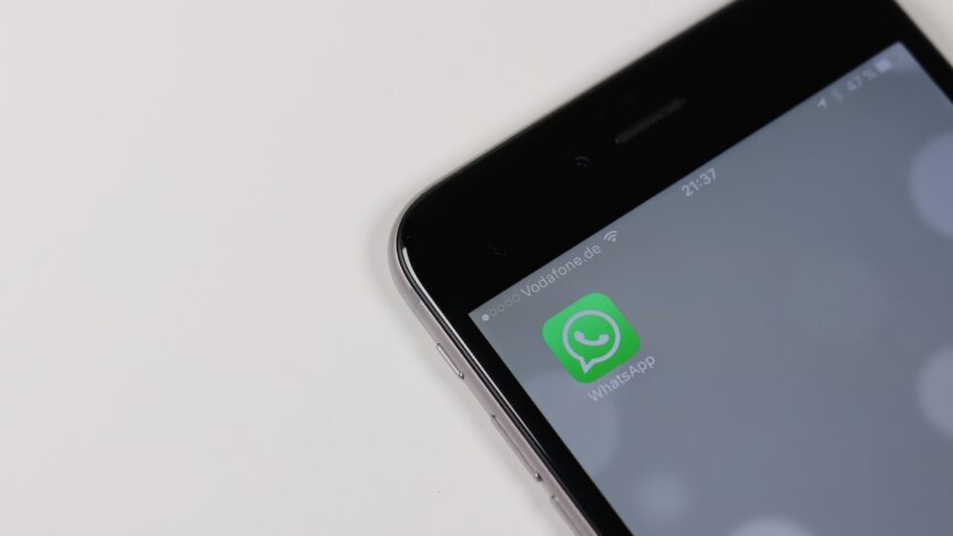 Smartphone Speicher WhatsApp iPhone Android