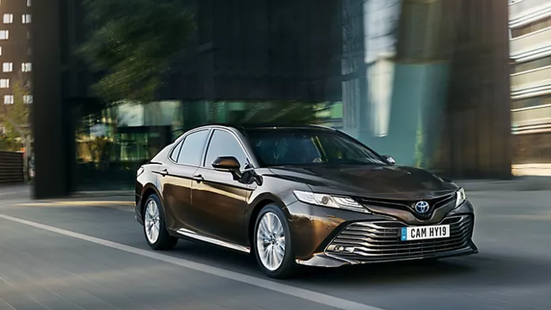 Toyota Camry Autos