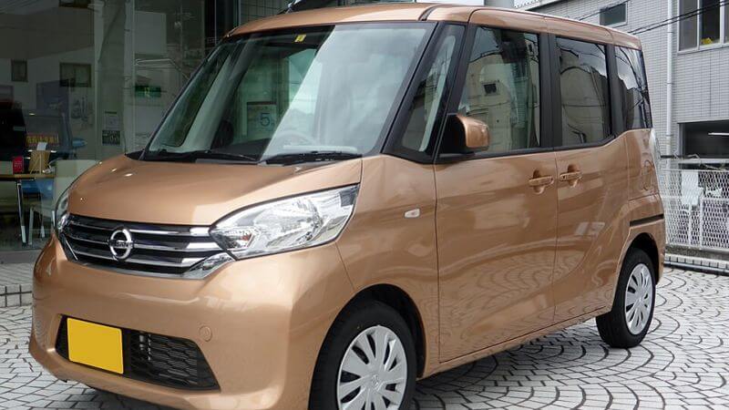 Nissan Roox Kei Car